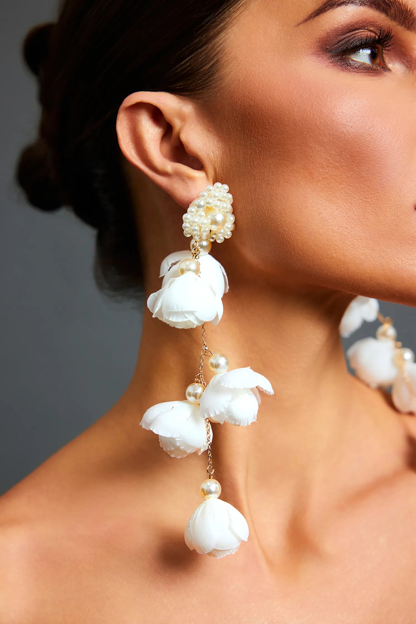 Camellia Earrings – White Flower & Pearls