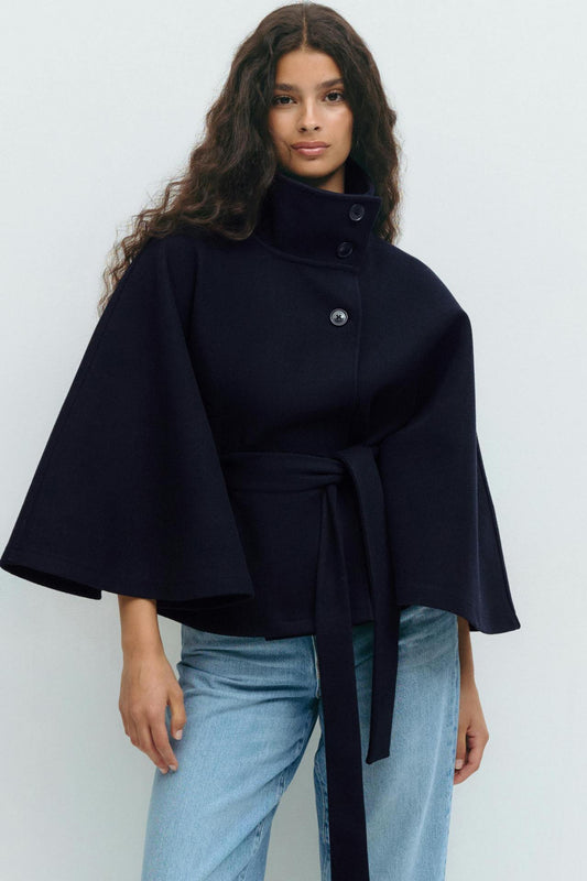 Capella Manteau Cape Court – Bleu Marine
