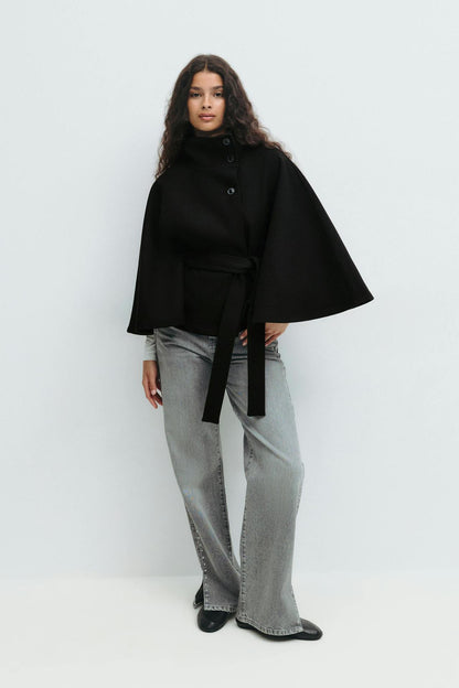 Capella Manteau Cape Court – Noir