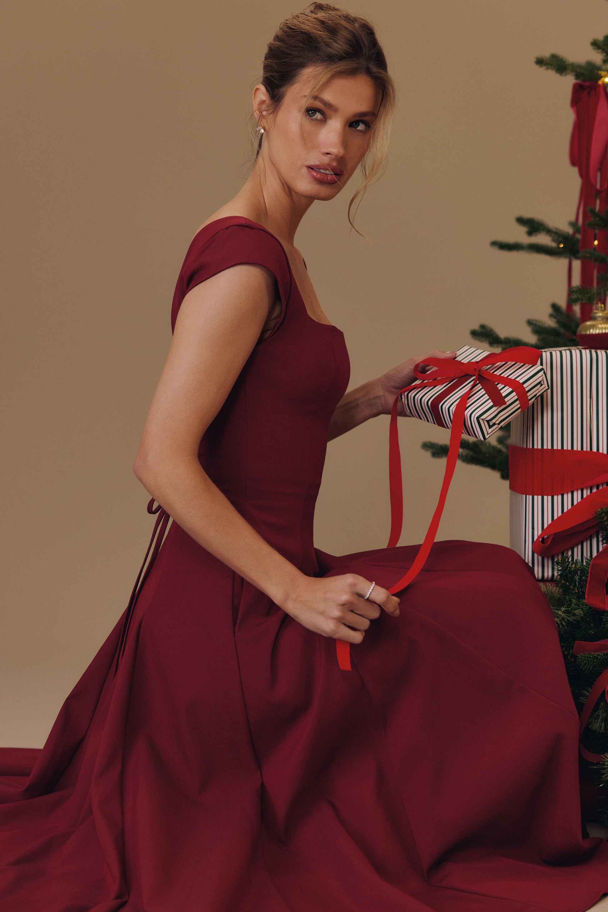 Constance Robe Mi-Longue Bordeaux