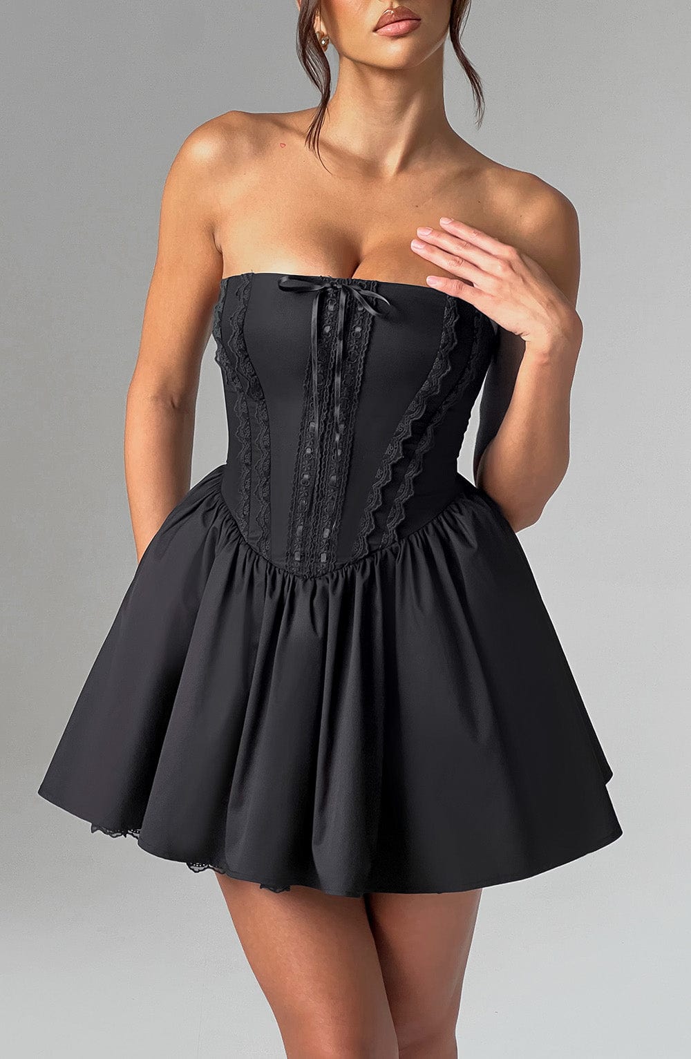 Robe courte Evie - Noir