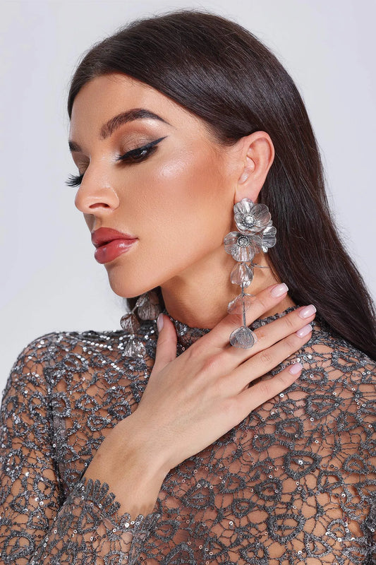 Boucles d’Oreilles Aria – Fleurs Argentées